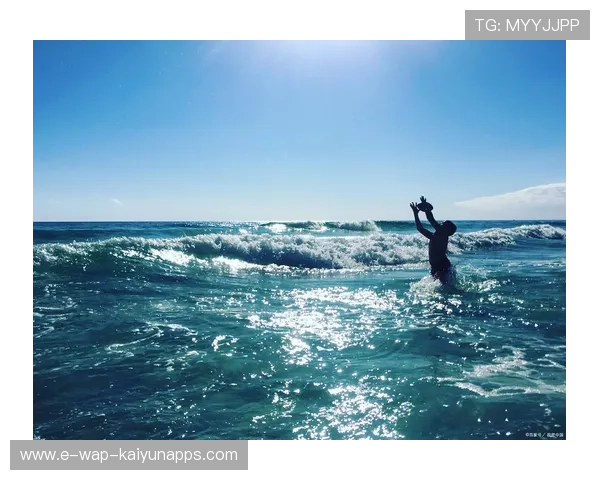 冲浪冠军赛前冥想画面被网友做成梗图